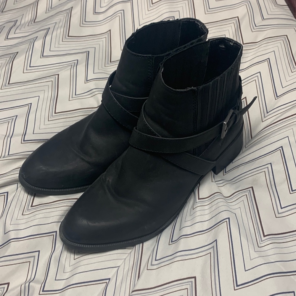 Black Boots